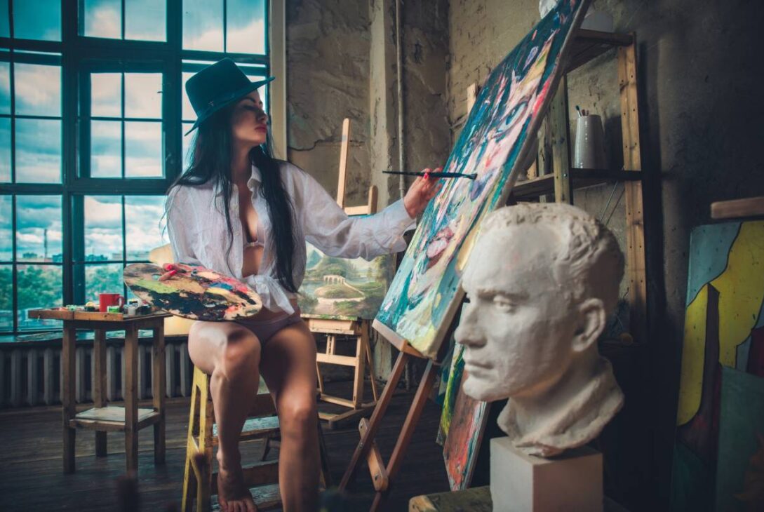 woman painting 2025 03 17 09 19 58 utc 1